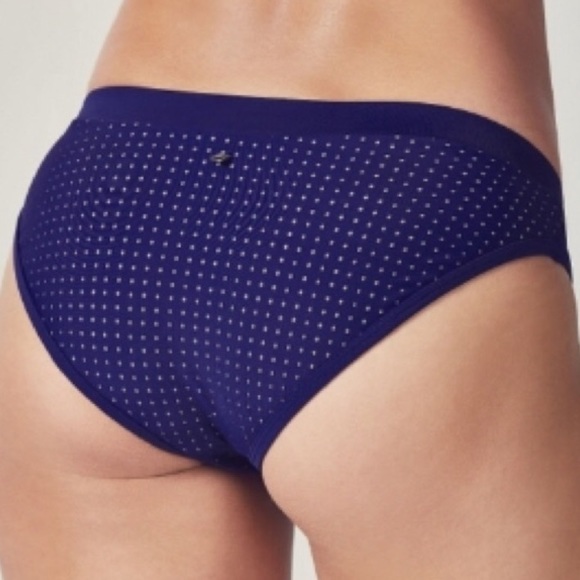 Fabletics Bajan & Valentina Lot Of Two Bikinis Woman’s Bottoms NWT Size M - Picture 3 of 16